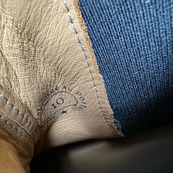 John Fluevog Piccolomini Platform Chelsea Boots - Picture 14 of 16